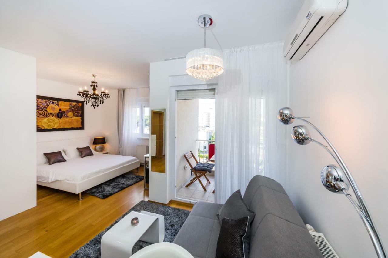 Studio Apartment K & K With Free Garage Zadar Eksteriør billede