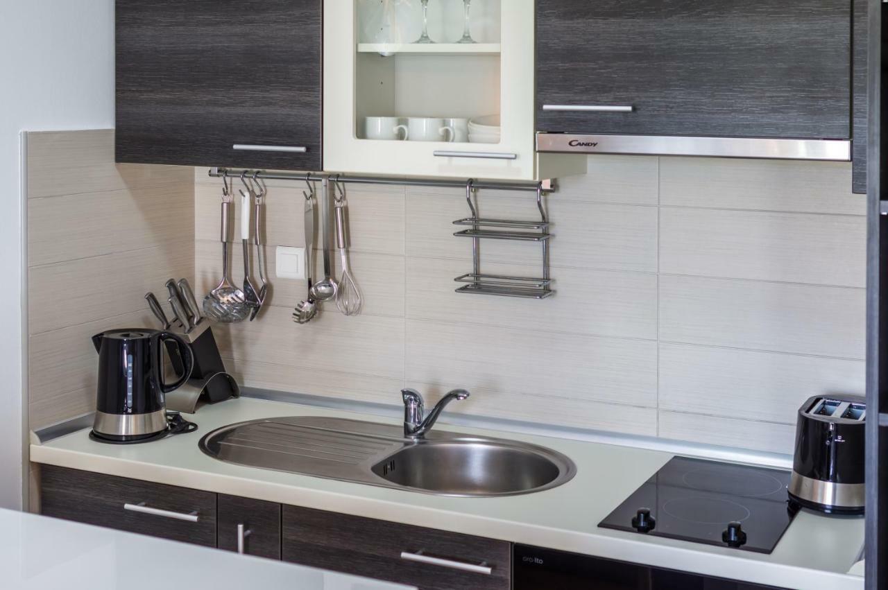 Studio Apartment K & K With Free Garage Zadar Eksteriør billede